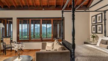 6 bedrooms, desk, free WiFi