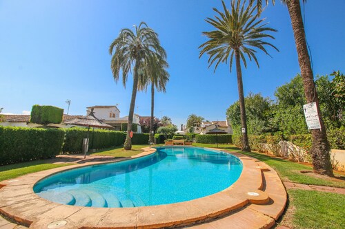 Bungalow à Denia à 3 minutes de la plage avec air conditionné