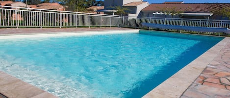 室外泳池、暖水池
