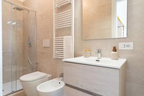 Studio | Kamar mandi | Handuk
