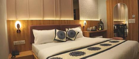 Habitació doble Deluxe, 1 dormitori | Roba de llit d'alta qualitat i caixa forta a l'habitació