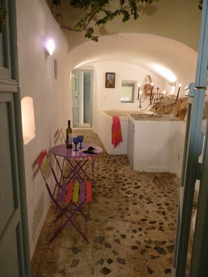 Living area - Barbarossa Suites (Santorini)