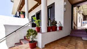 Unclassified image, 5 of 33, button - OYO HOTEL MANSAROVAR (Abu Road)