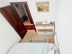 1 soveværelse, skrivebord, strygejern/strygebræt, gratis Wi-Fi