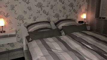 1 Schlafzimmer, Internetzugang, BettwÀsche