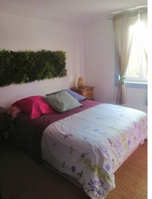 1 多间卧室、熨斗/熨衣板、WiFi、床单