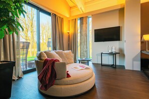 Suite, vista al jardín | Vista al parque