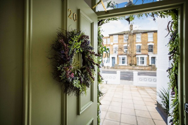 Entrée de l’hébergement