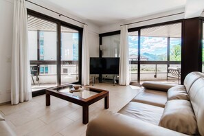 TV - Near the Lido of Lugano (THE CENTRAL HOME) (Lugano)