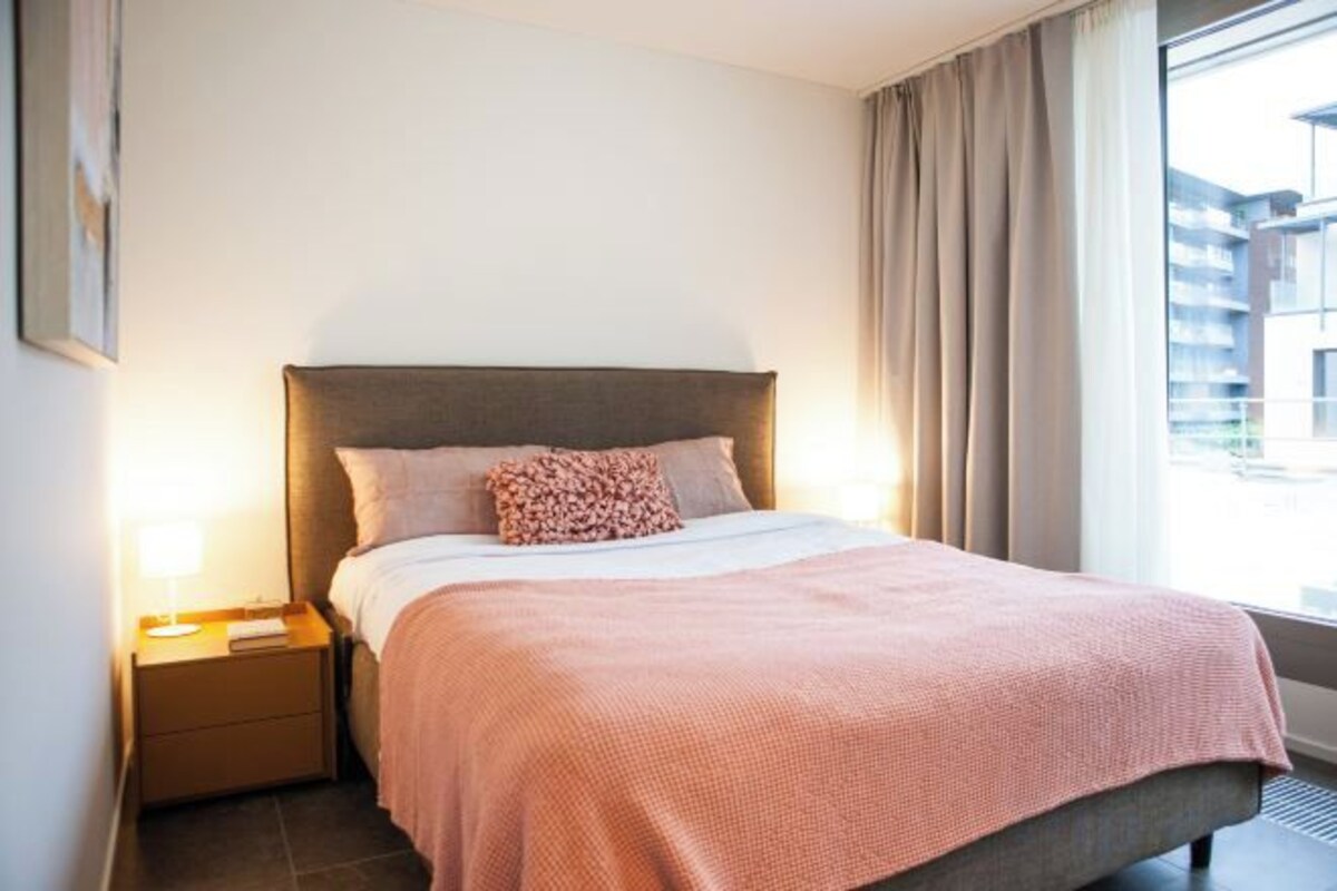 Hypo-allergenic bedding available, memory foam beds