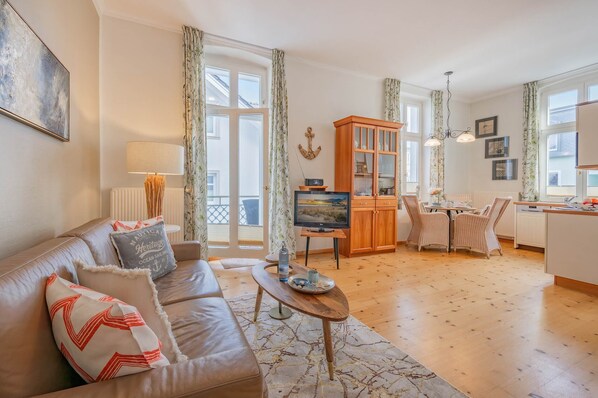 TV, DVD player, stereo