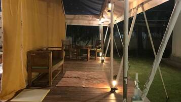 Premium Tent | Living area