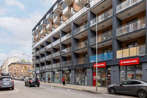 Exterior - Studio Near The PGE Stadium by Renters (Warsaw)