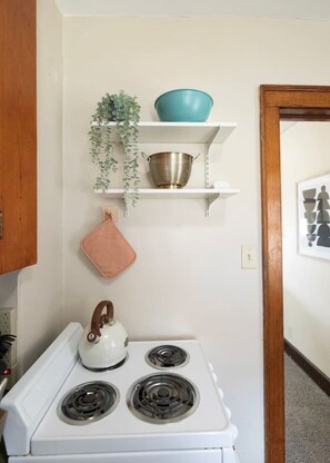 Interior - The Little Green Bean (Superior)