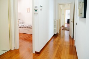 4 chambres, fer et planche à repasser, Wi-Fi