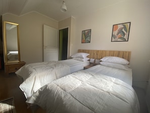 2 Schlafzimmer, Bügeleisen/Bügelbrett, kostenloses WLAN, Bettwäsche