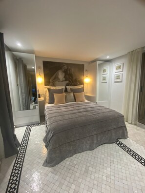 6 bedrooms, in-room safe, desk, iron/ironing board - Grande Villa Très Proche Centre Ville, Avec Piscine, Terrain de Boules sur Golf (Marrakech)