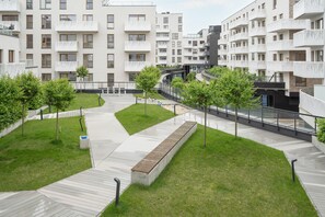 Estudi, balcó | Vista des de l'habitació