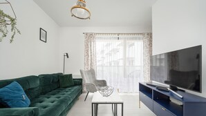 Studio, Balcony | Living area - Classic Apartment Wrocław by Renters (Wroclaw)