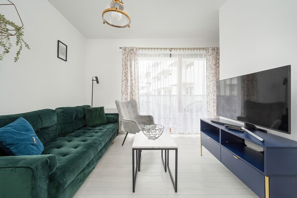 Estudio, balcón | Zona de estar