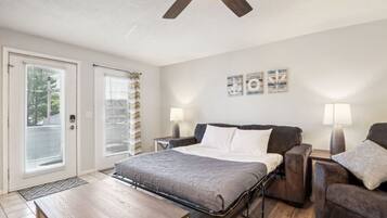 1 dormitorio, tabla de planchar con plancha, wifi gratis y ropa de cama