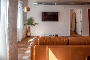 TV, offices