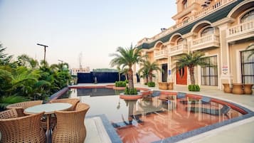 Alberca al aire libre