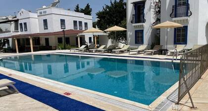 Ege Apartments