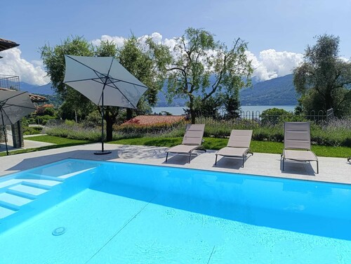 Villarnona Lake Como - Modern Villa with Private Pool and Lake View, 8 Guests