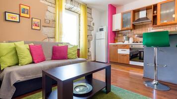 Apartamento básico | Zona de estar