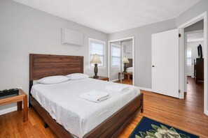 3 quartos, ferros/tábuas de passar roupa, Wi-Fi, roupa de cama