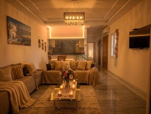 Interior - Chic & cozy apartment with balcony, 2 bathrooms – Carthage, near the airport (Al Karm)