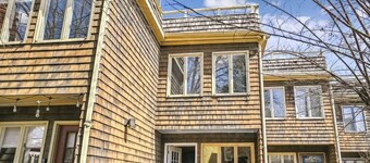 Downtown Pinkney House w/Parking