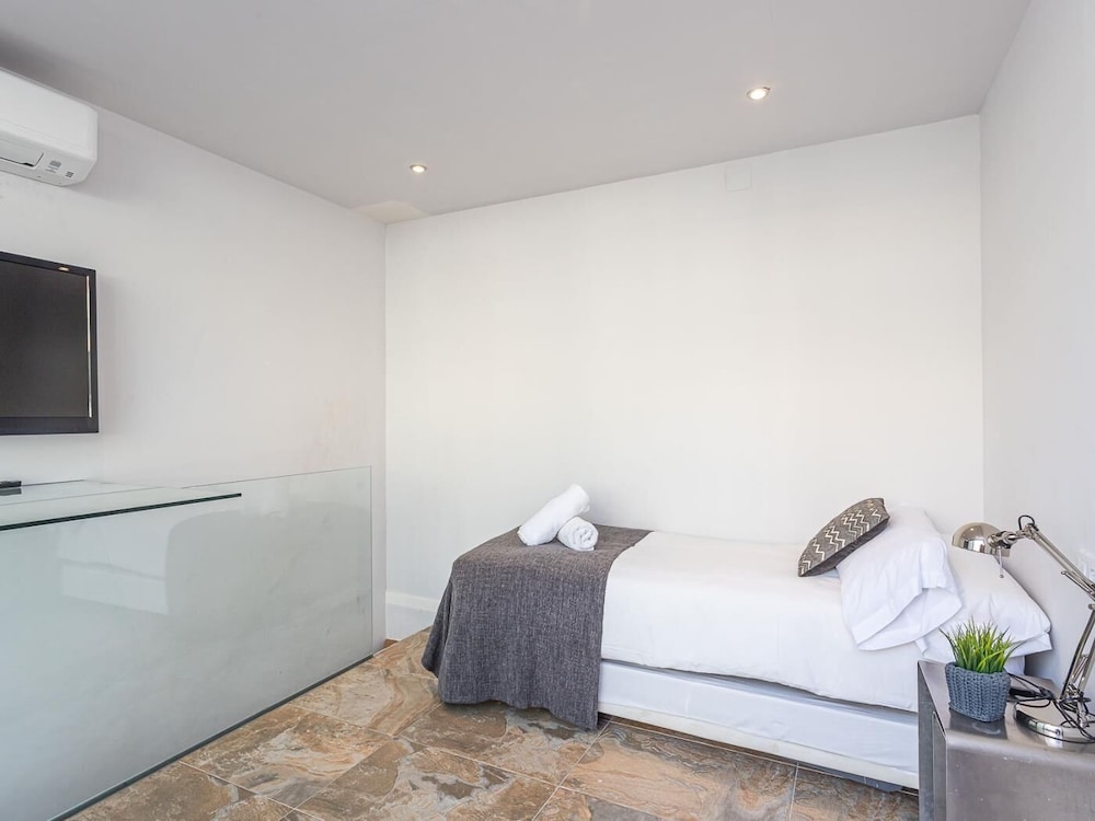 Rentals Duplex Sant Gervasi apt, private terrace Barcelona Vrbo