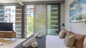 3 slaapkamers, een strijkplank/strijkijzer, internet, beddengoed