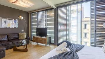 3 makuuhuonetta, silitysrauta/-lauta, internet, vuodevaatteet