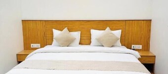 Hotel Shri Radha Orchid
