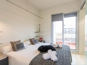 1 bedroom, iron/ironing board, bed sheets