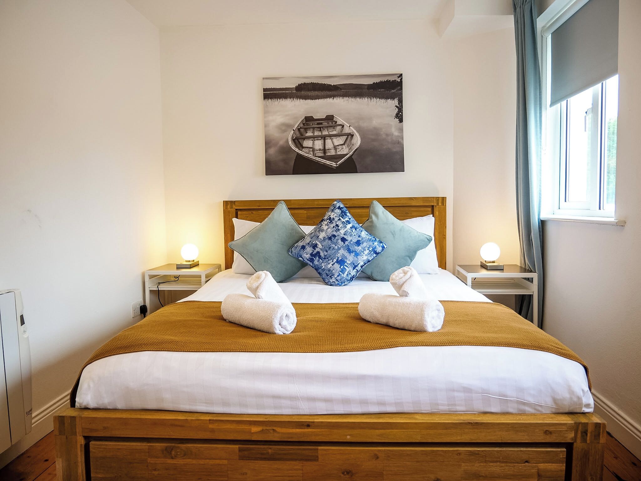 3 slaapkamers, een strijkplank/strijkijzer, wifi, beddengoed