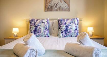 Central Stay - Dingle