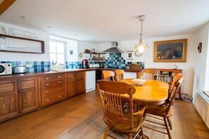 Private kitchen - Brosnan's Cottage - Ventry (Ventry)