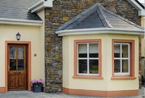 Exterior detail - House 18 Ard na Mara (Dingle)