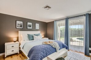 3 bedrooms, desk, iron/ironing board, WiFi