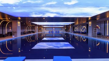 2 piscines couvertes