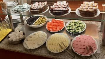 Tägliches inbegriffenes Frühstücksbuffet