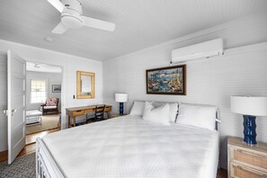 3 soverom, skrivebord, strykejern/-brett og wi-fi (inkludert)