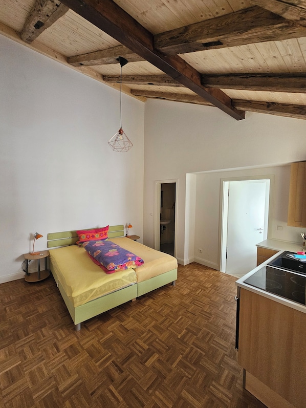 1 habitación, wifi y ropa de cama 