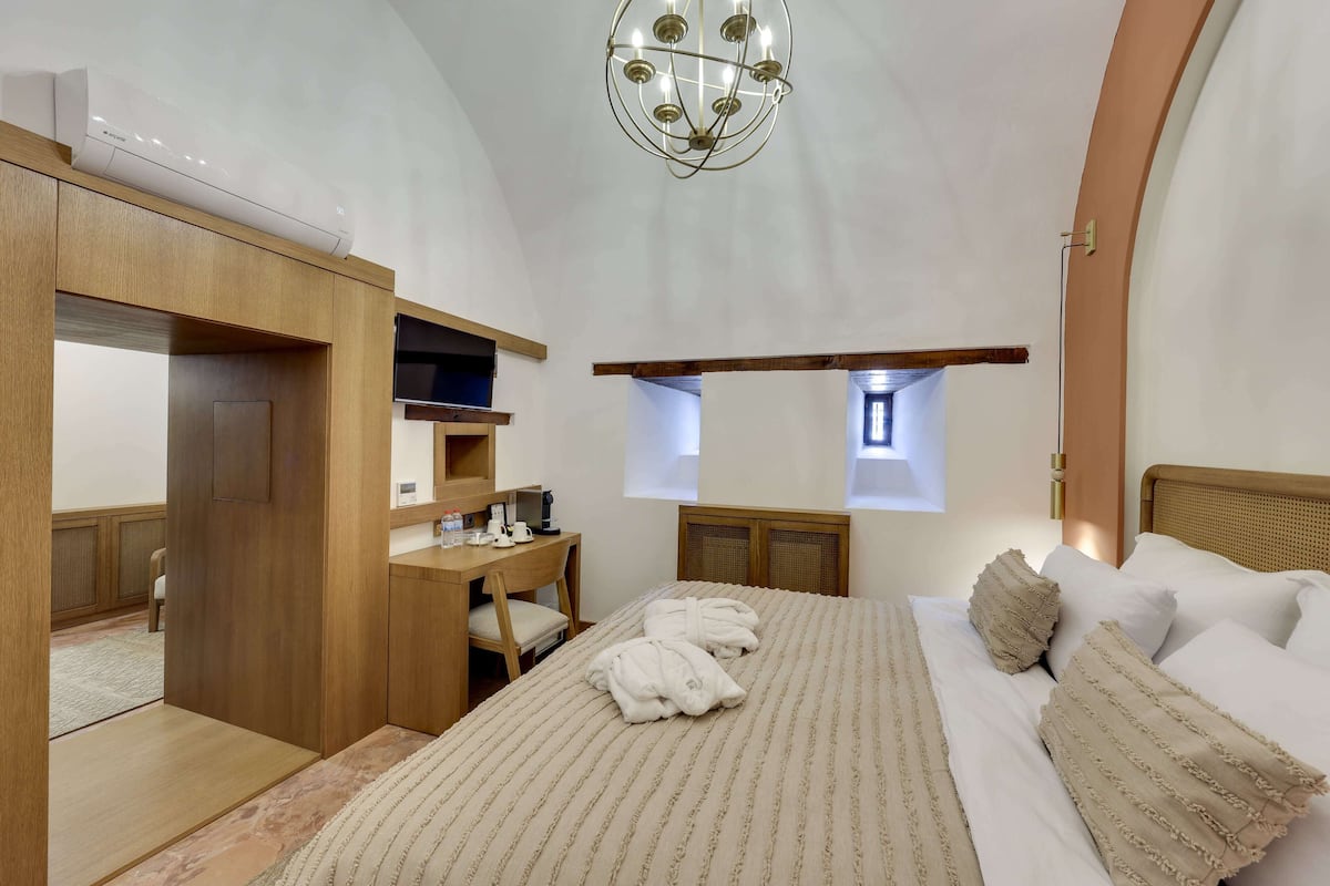 Junior Room
