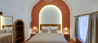 Silk Road Museum Hotel