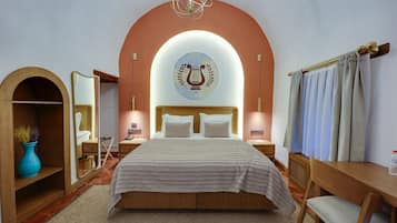 Premium Suite | Minibar (some free items), desk, laptop workspace, soundproofing
